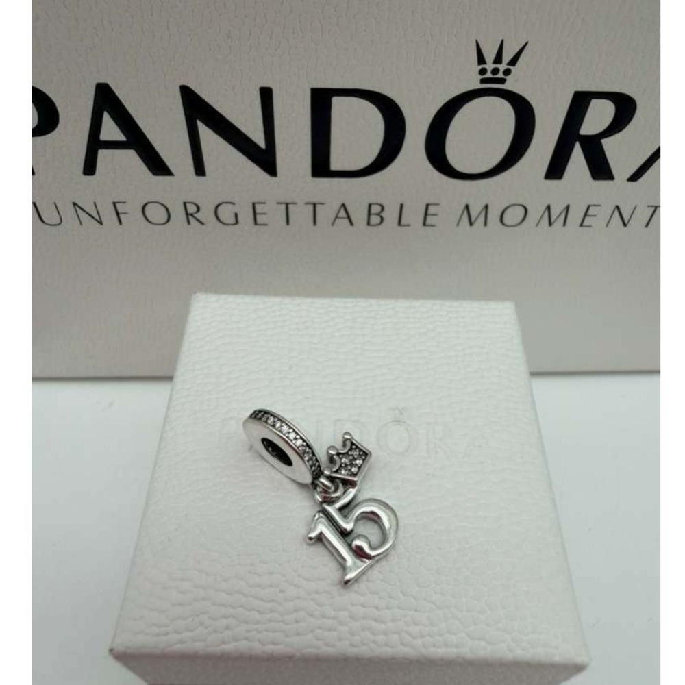 Pandora Sweet 15 Crown Dangle Charm – S925 – New in Box - Picture 2 of 5